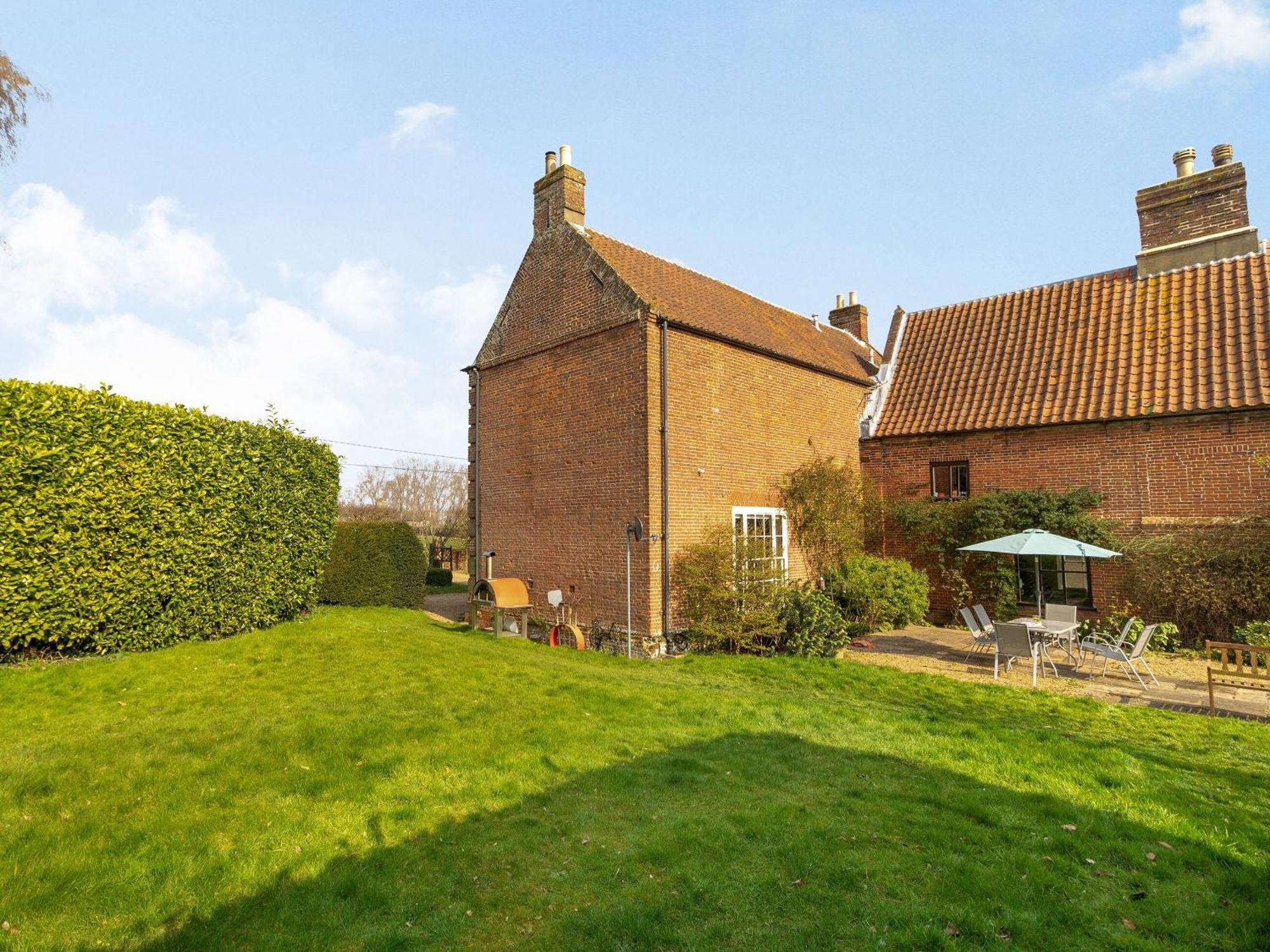 Hemblington Hall Arts And Leisure Ltd South Walsham المظهر الخارجي الصورة